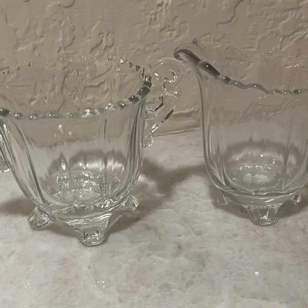 Vintage crystal  glass footed creamer and sugar set 2-1/2